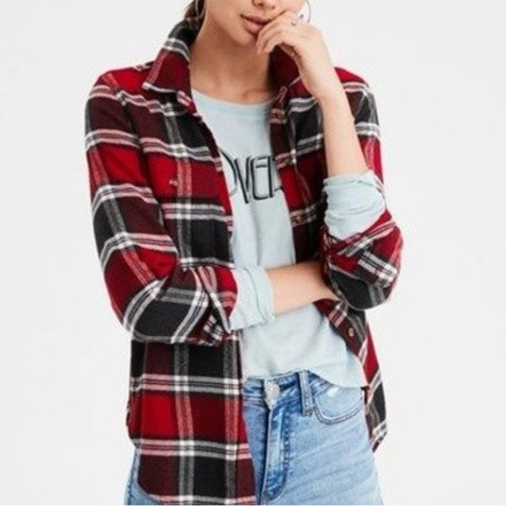 3/$10 American Eagle Red Plaid Amazingly Soft Button Down